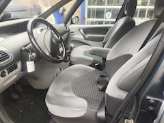 Citroën Xsara Picasso - 1.6i-16V Image