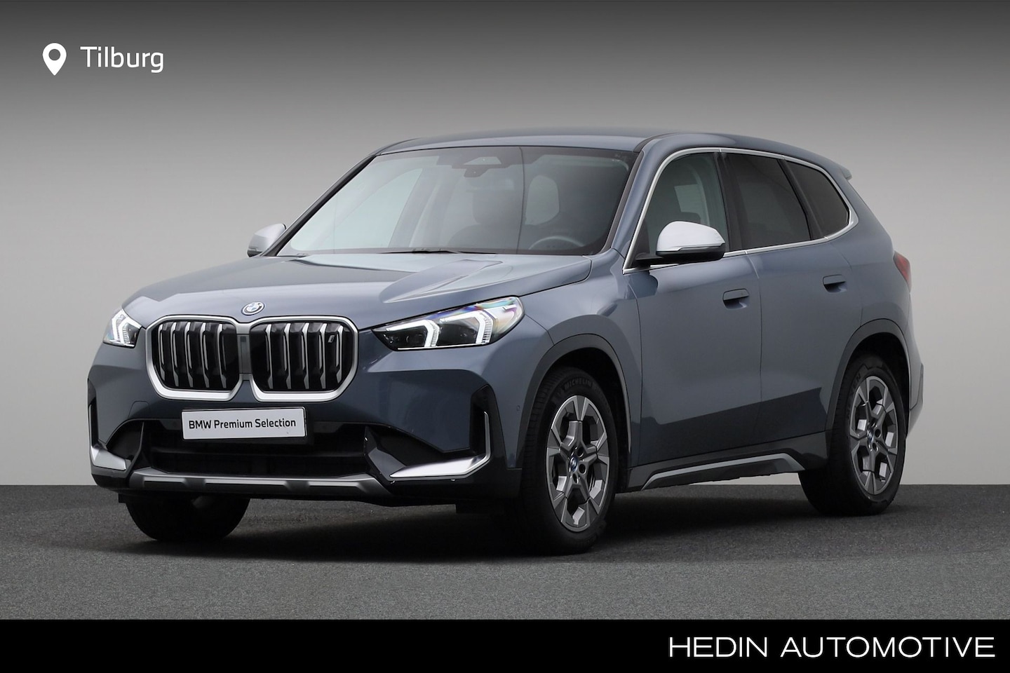 BMW iX1 - xDrive30 67 kWh X Line | Achteruitrijcamera | Comfort Access | Extra getint glas in achte - AutoWereld.nl
