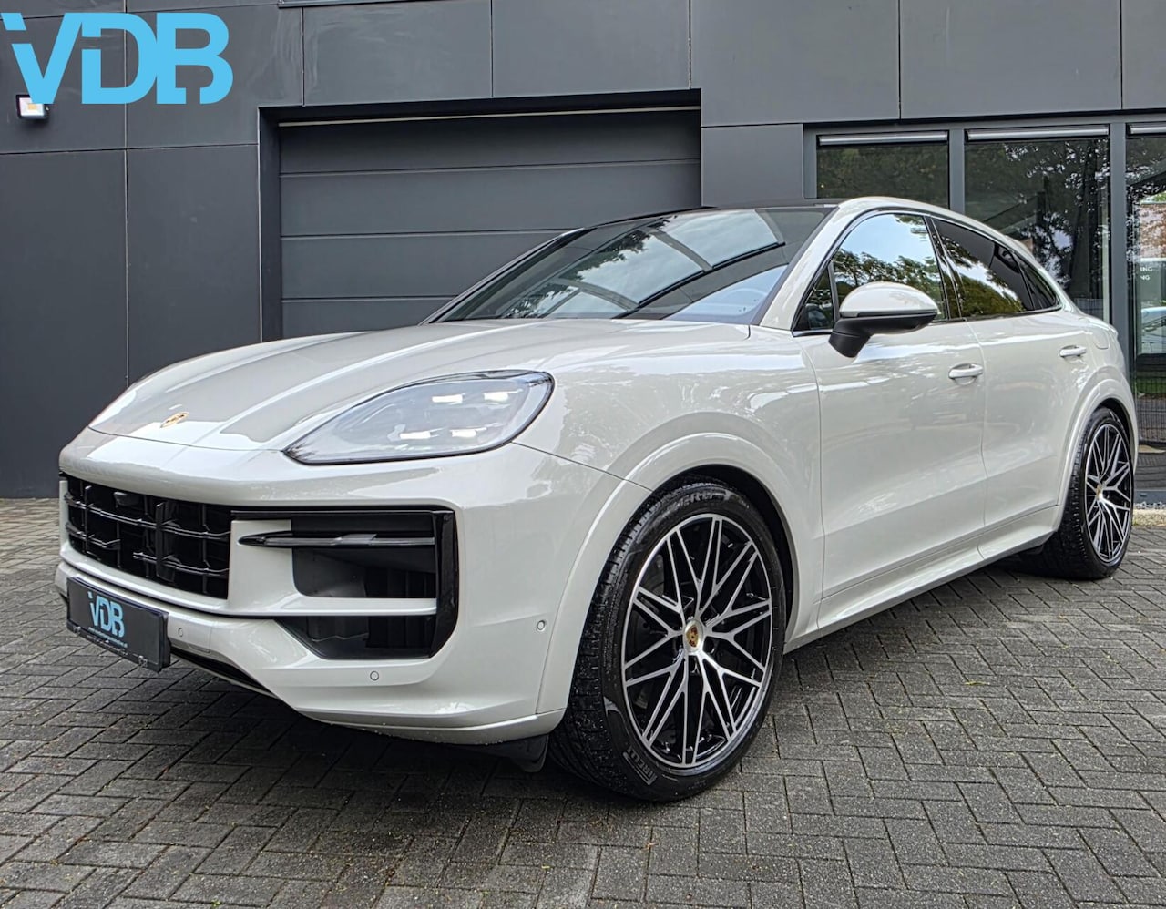 Porsche Cayenne Coupé - 3.0 E-Hybrid ORIGINEEL NL NAP KREIDE - AutoWereld.nl