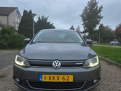 Volkswagen Jetta - 1.4 TSI Hybrid Highline