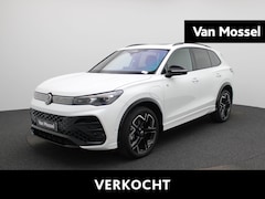 Volkswagen Tiguan - 1.5 eHybrid R-Line Edition 272 PK| SoH 100% | Panoramadak | Trekhaak | Lederen Stoelen Met