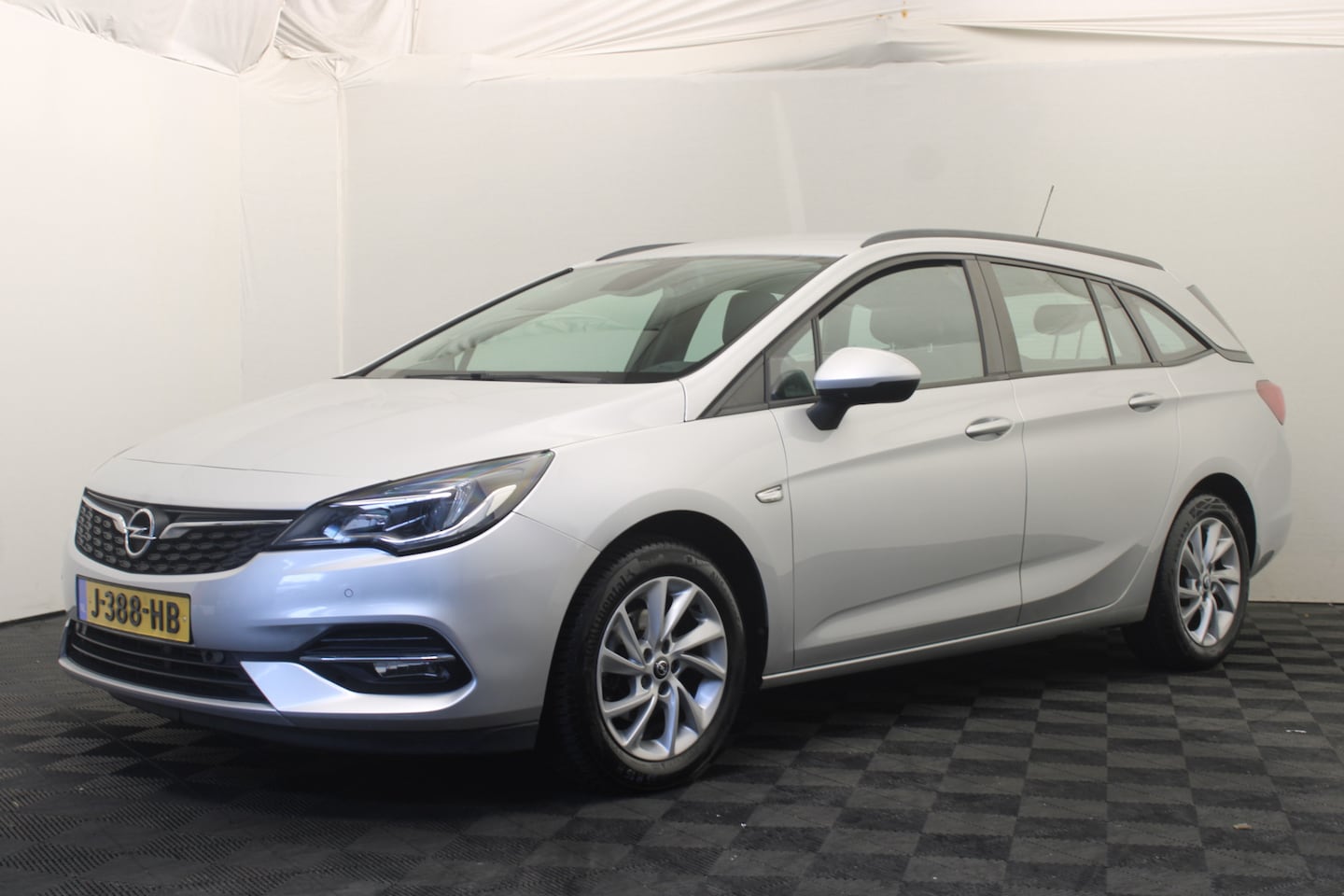 Opel Astra Sports Tourer - 1.2 Business Edition 1.2 Business Edition - AutoWereld.nl