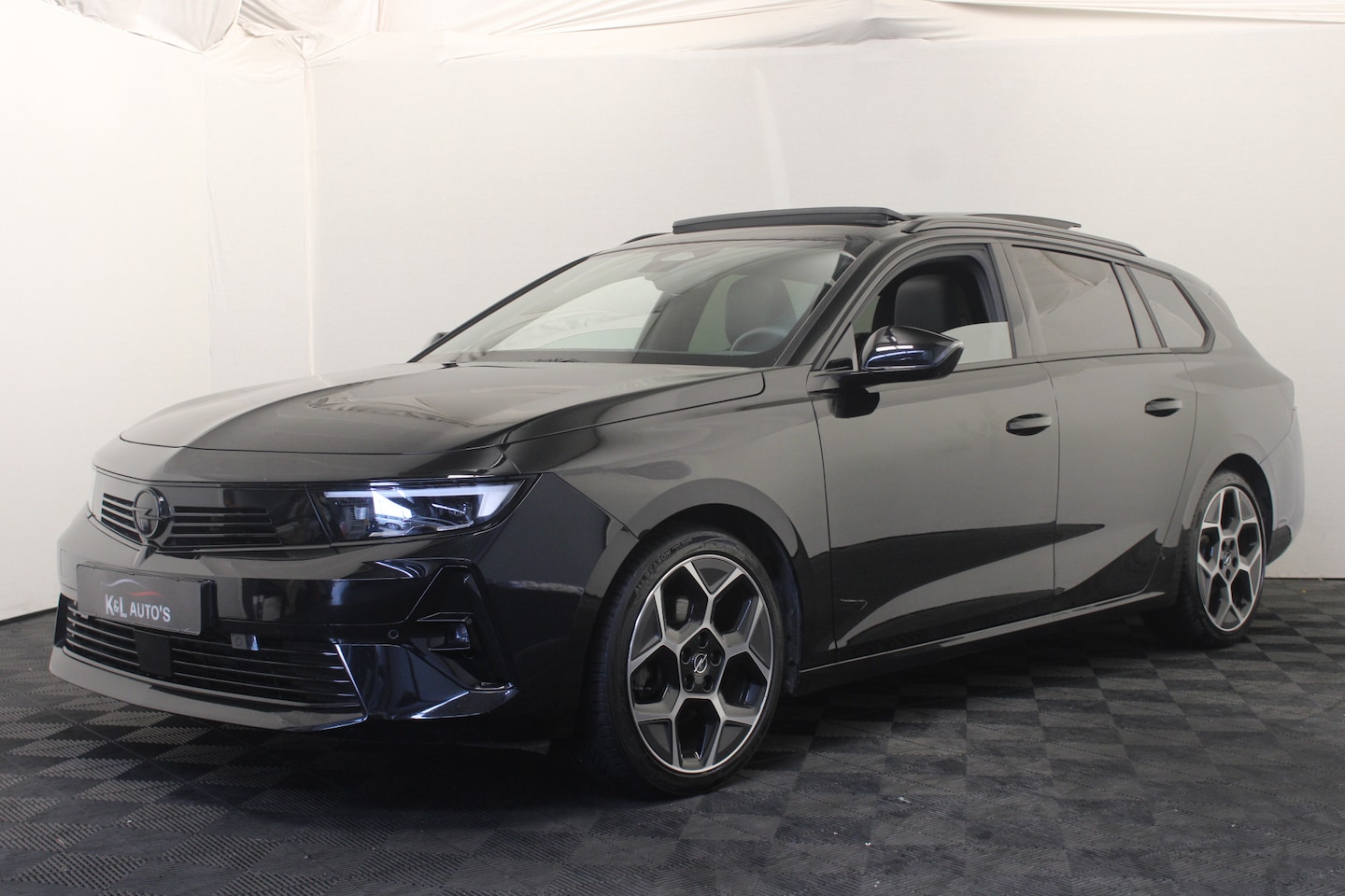 Opel Astra Sports Tourer - 1.2 Turbo Hybrid Ultimate |Pano|Stoel/stuur verw.| - AutoWereld.nl