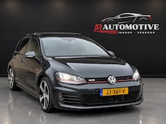Volkswagen Golf - 2.0 TSI GTI / Panoramadak / Keyless Go / Camera