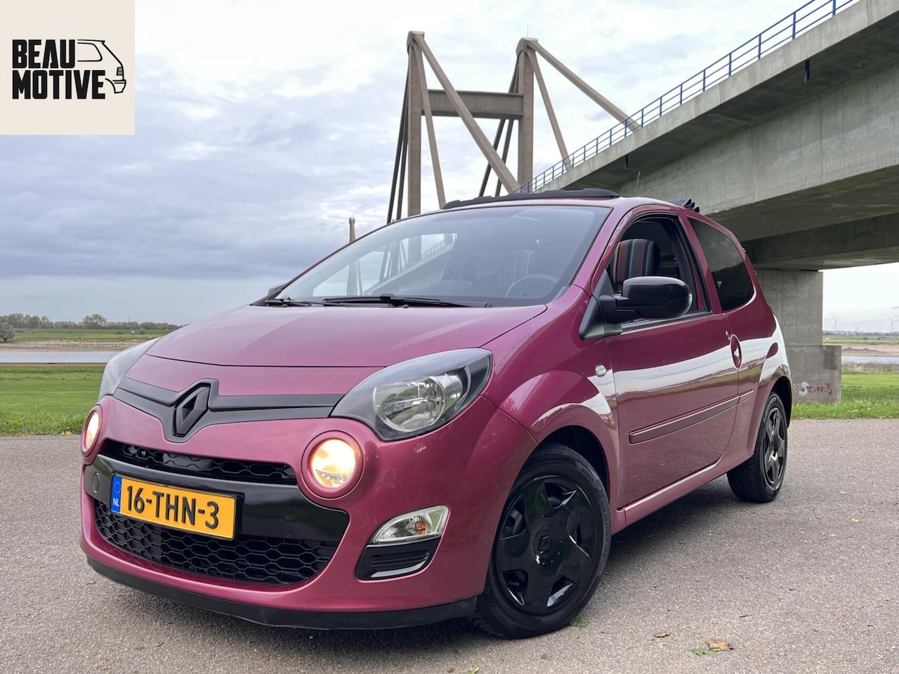 Renault Twingo - 1.2 16V *Cabrio Top* CarPlay/Cruise/Privacy Glass - AutoWereld.nl