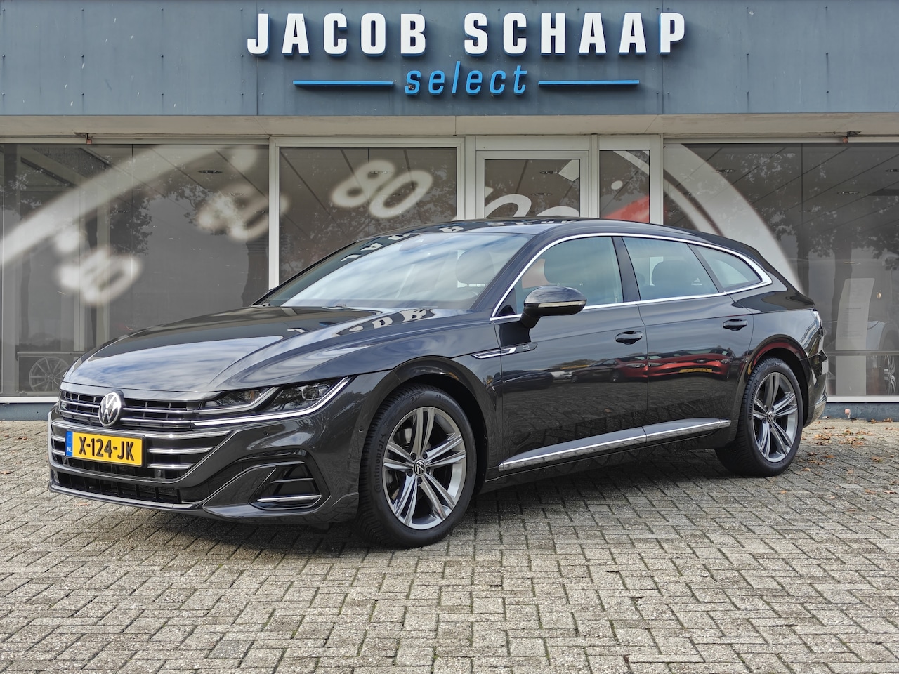 Volkswagen Arteon - SB 2.0 TSI R-Line Business+ / Automaat / Camera / Carplay / Pano / - AutoWereld.nl