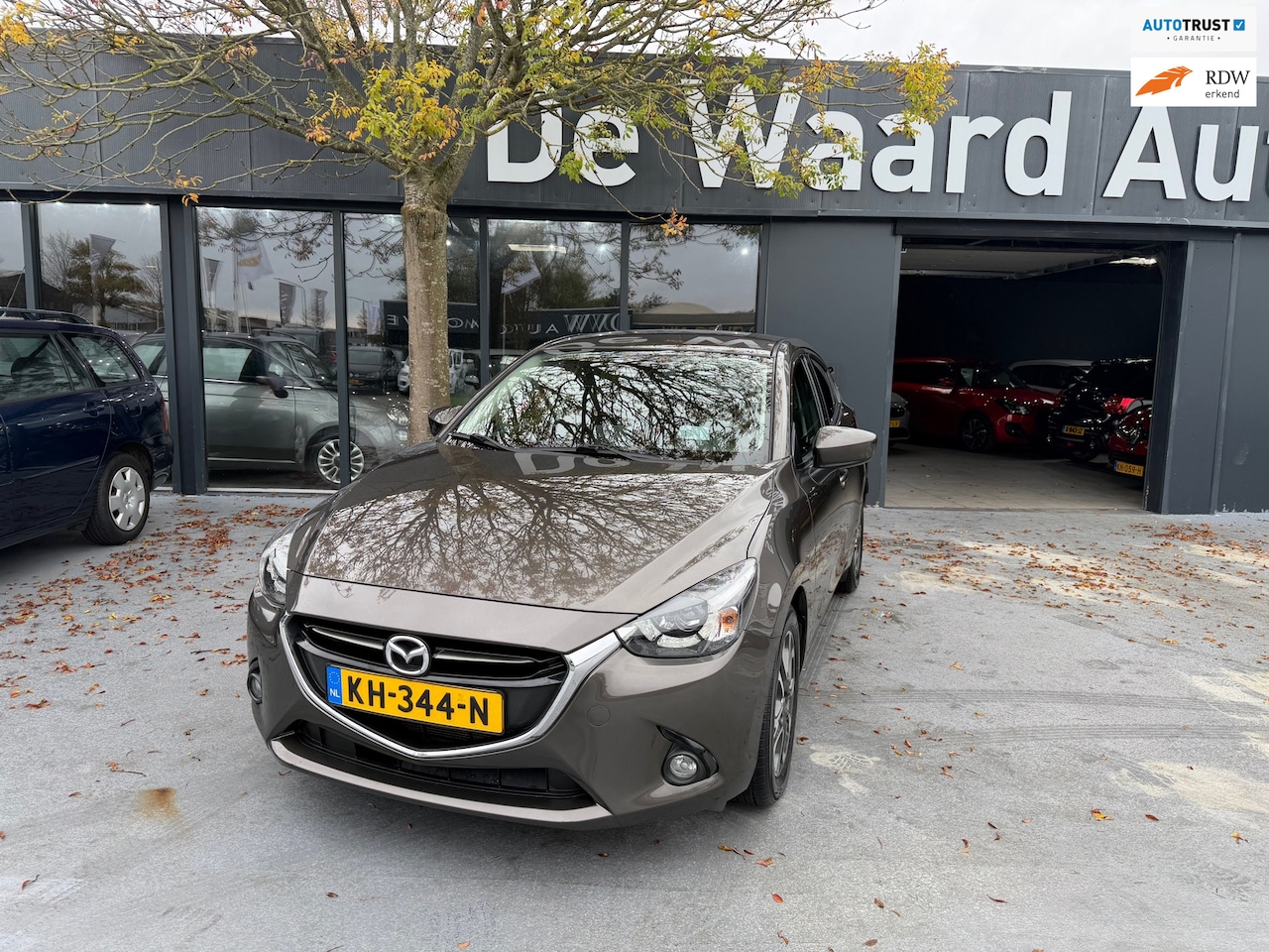 Mazda 2 - 1.5 Skyactiv-G GT-M/automaat/airco/cruise/ NAP/PDC achter/Rijstrook sensor/12 maanden gara - AutoWereld.nl