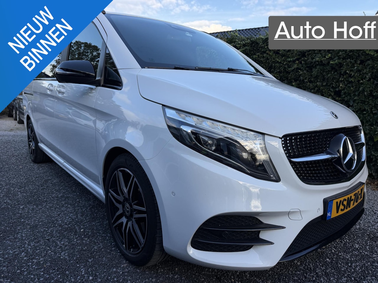 Mercedes-Benz V-klasse - 300d Lang DC Avantgarde Edition | AMG | Night Pakket | Burmester | LED | Leer | Navi | Ada - AutoWereld.nl