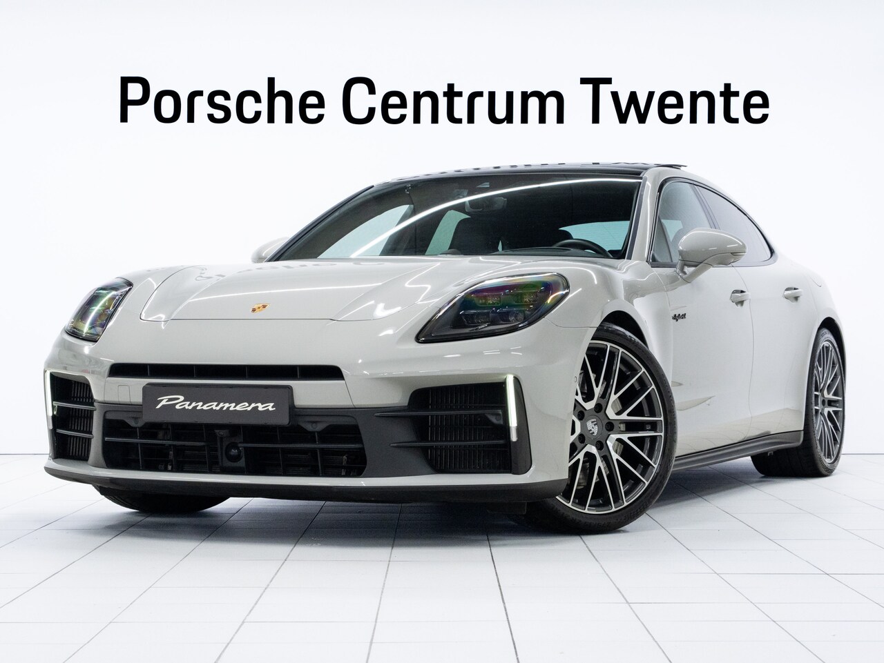 Porsche Panamera - 4 E-Hybrid - AutoWereld.nl