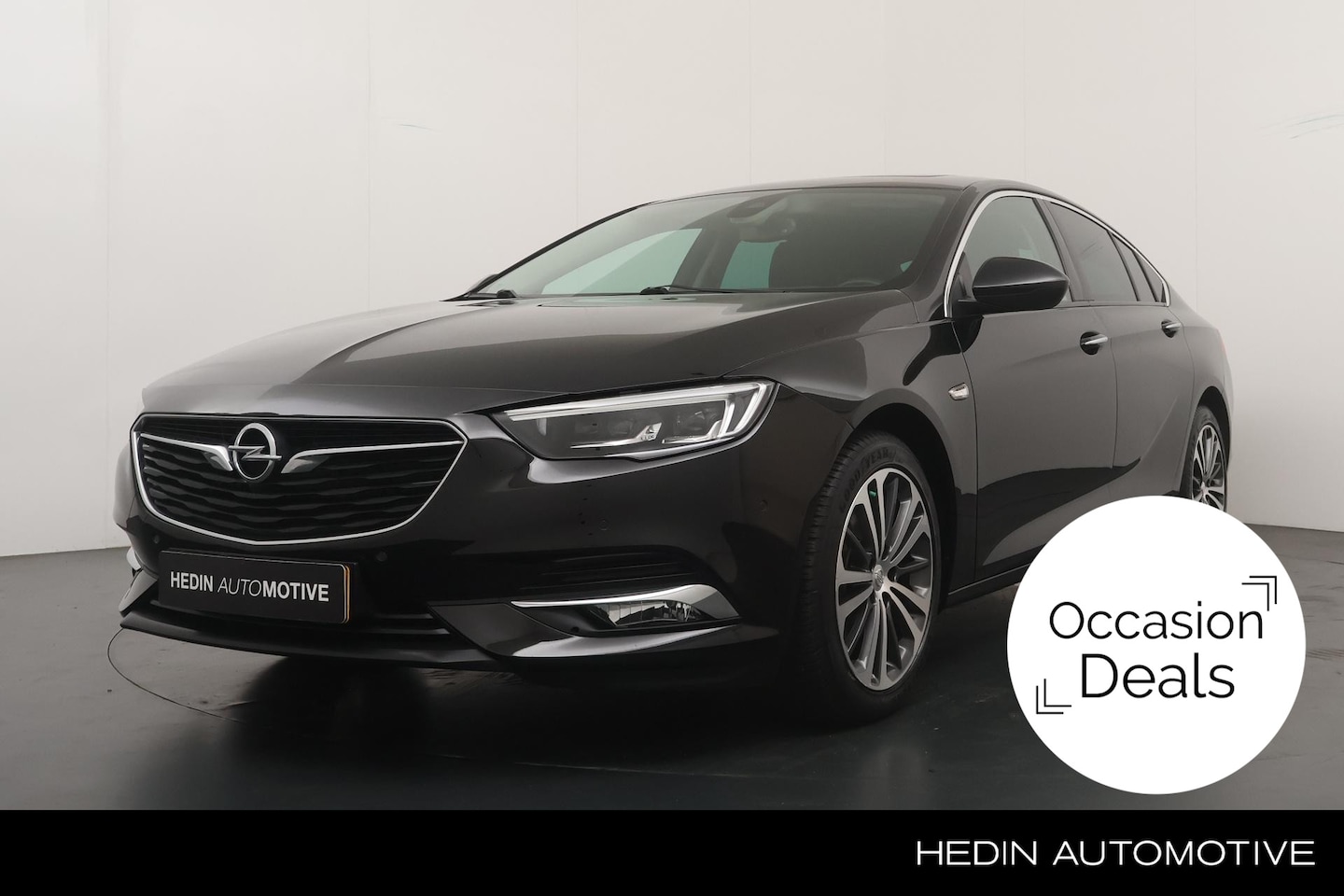 Opel Insignia Grand Sport - 1.5 165pk Turbo Innovation Automaat | Kantel/Schuifdak | Lederen AGR Stoelen | Parkeer Cam - AutoWereld.nl