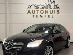 Opel Insignia - 1.8 Cosmo Airco Cruise Climate Parkeersensoren Trekhaak