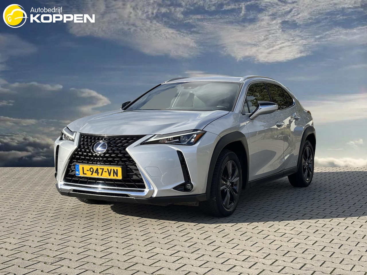 Lexus UX - 250h AWD Executive Line | Adaptieve Cruise Control | Verwarmde voorstoelen | Alcantara Bek - AutoWereld.nl