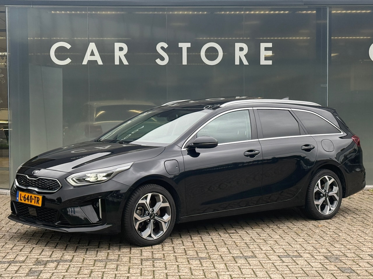 Kia Cee'd Sportswagon - Ceed 1.6 GDI PHEV ExecutiveLine Panoramadak|Stoelkoeling|Stuurverwarming - AutoWereld.nl