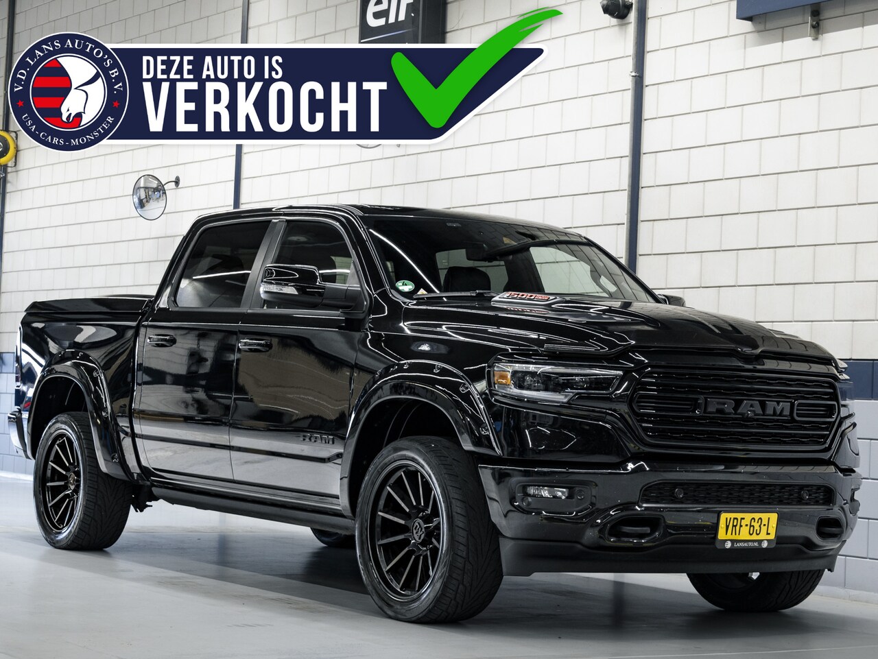 Dodge Ram 1500 - Limited Night Edition | Stoelmassage | Dubbele LPG Installatie - AutoWereld.nl