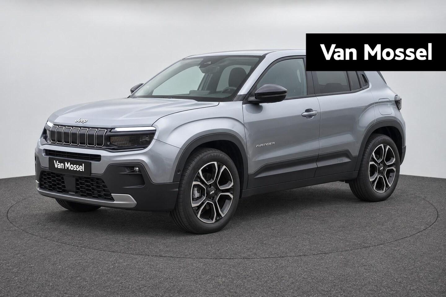 Jeep Avenger - 1.2 e-Hybrid Summit Automaat | Winterpack | LMV | Cruise controle | Navi | Elektr klep - AutoWereld.nl