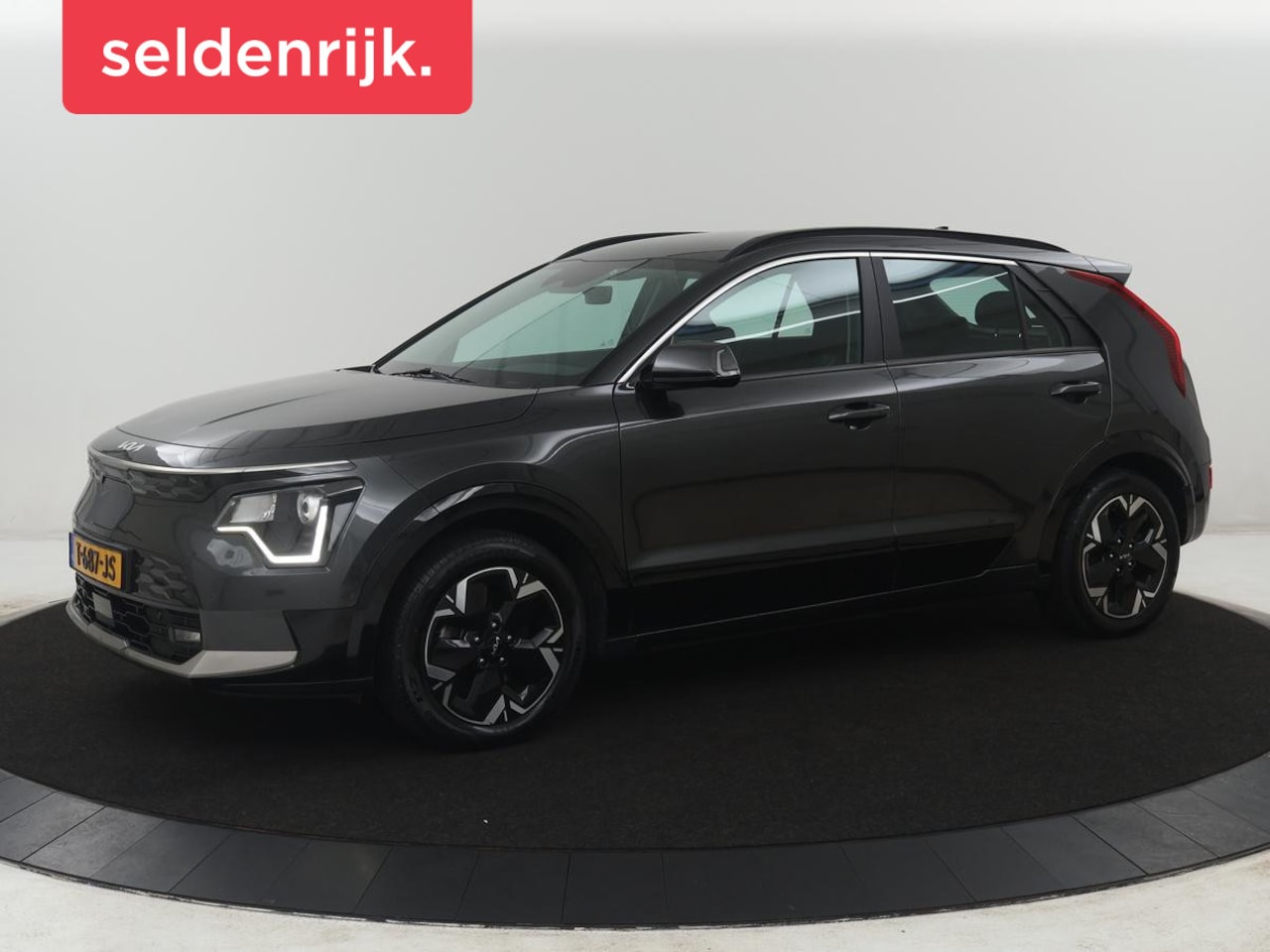 Kia Niro EV - DynamicLine 64.8 kWh | SOH 95,4% | Half leder | Adaptive cruise | Trekhaak | Camera | Park - AutoWereld.nl