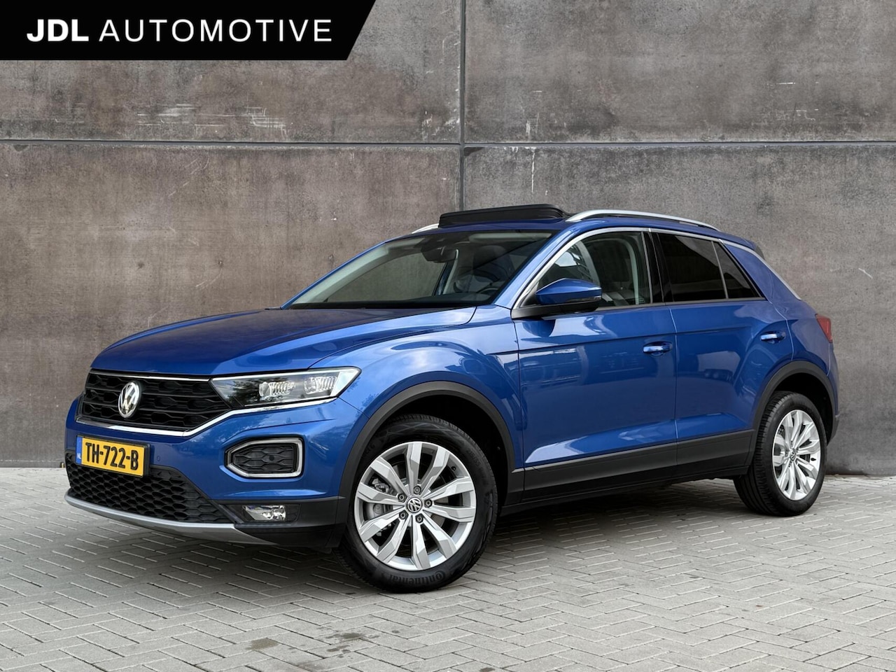 Volkswagen T-Roc - 1.0 TSI Style | 1ste eigenaar | Panorama dak | CarPlay | Digitaal Dashboard | Adaptieve Cr - AutoWereld.nl