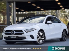 Mercedes-Benz A-klasse - 250 e Luxury Limited Automaat | Panoramadak | Stoelverwarming | Navigatie | Leder | Sfeerv