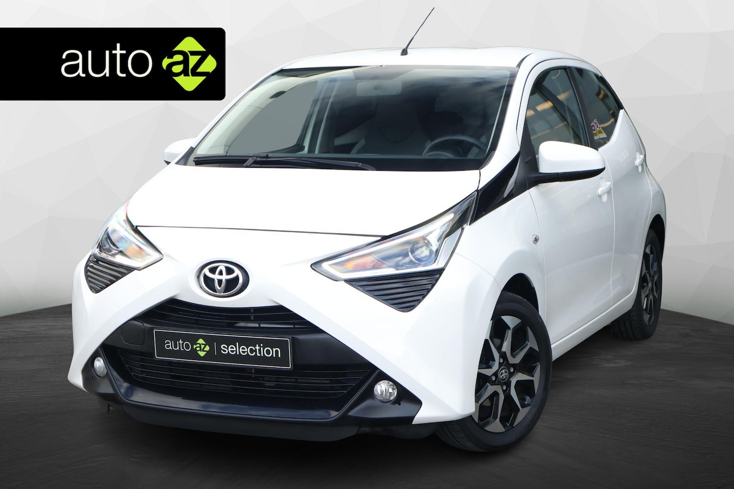 Toyota Aygo - 1.0 VVT-i x-joy / Camera / DAB - AutoWereld.nl