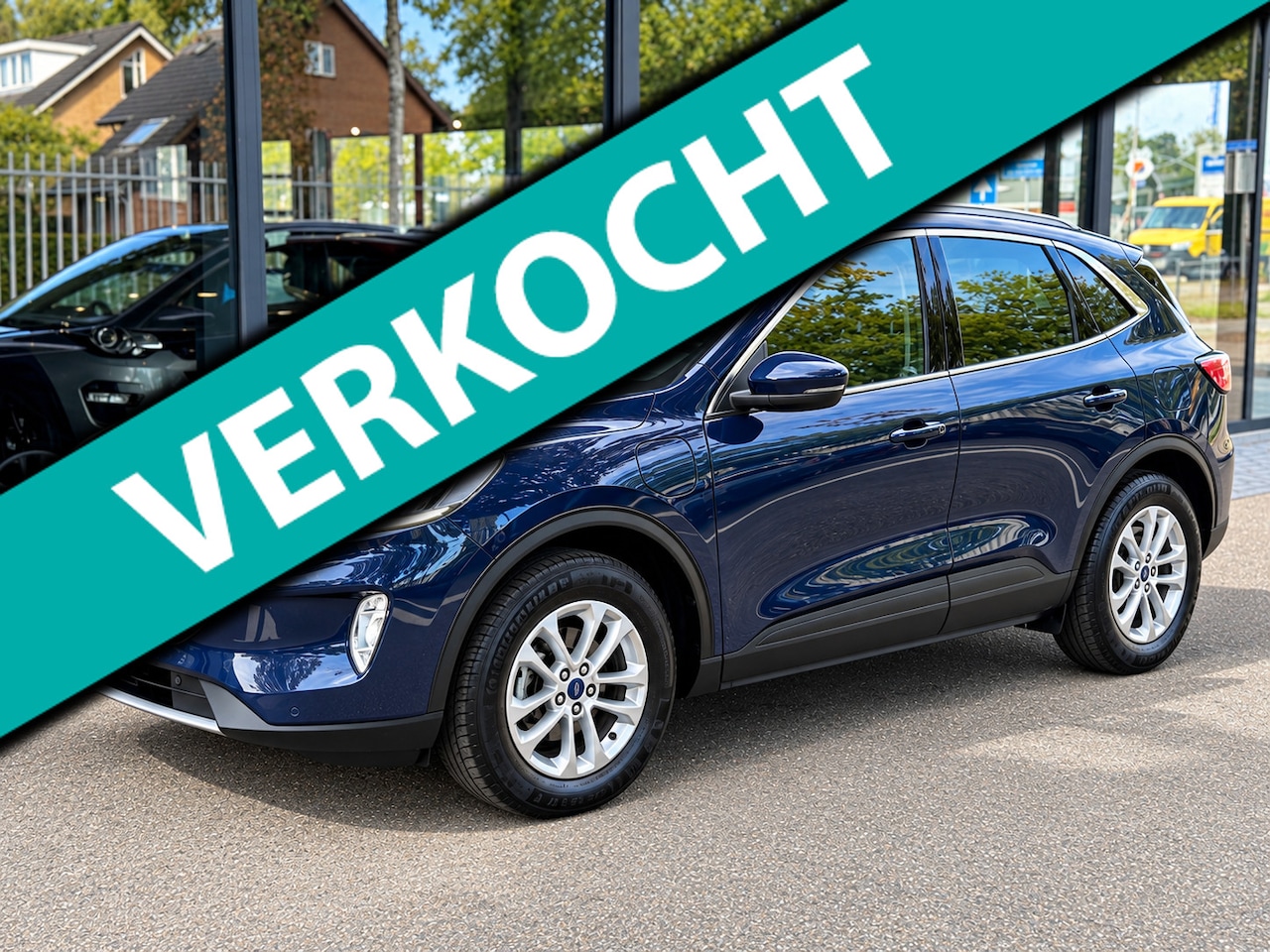 Ford Kuga - 2.5 PHEV *Trekhaak*Stoelverwarming*Keyless-entry - AutoWereld.nl