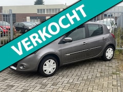Renault Clio - 1.2 Collection 5 deurs 75pk 2e eigenaar l Airco l Elek pakket l NIEUWE DISTRIBUTIE GOED ON