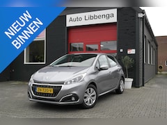 Peugeot 208 - 1.2 PureTech Signature AUTOMAAT / AIRCO / CRUISE / NAVI / 1E EIGENAAR / METALLIC / CV / RE