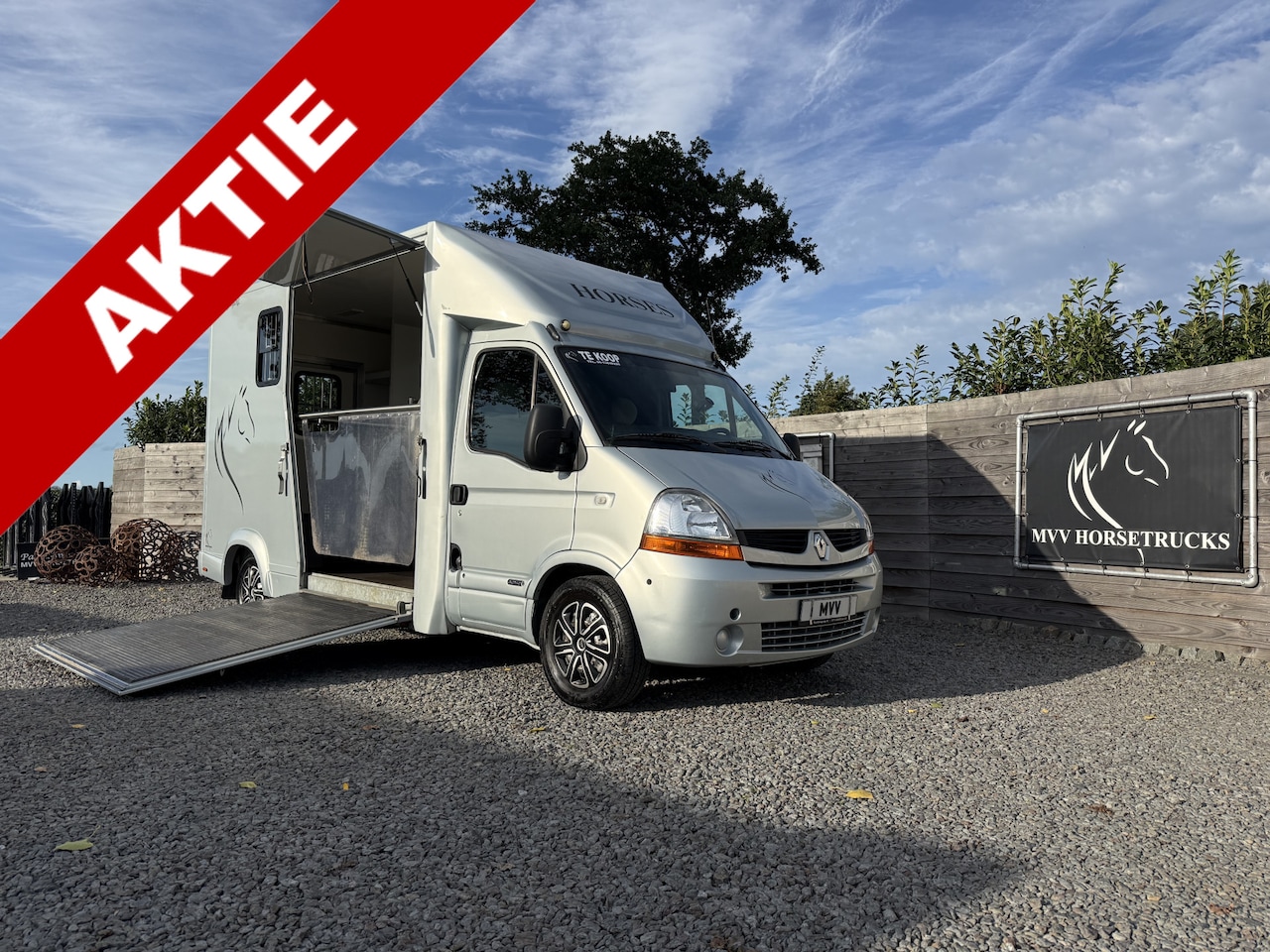 Renault Master - | HORSETRUCK | TVW 2021 | CLASSIC 3XL | 2008 | OPBOUW 2021 | 150PK | 3-SEAT | L3 | MANUAL - AutoWereld.nl