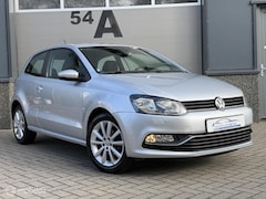 Volkswagen Polo - 1.2 TSI Highline 2017 Stoelverwarming/navi