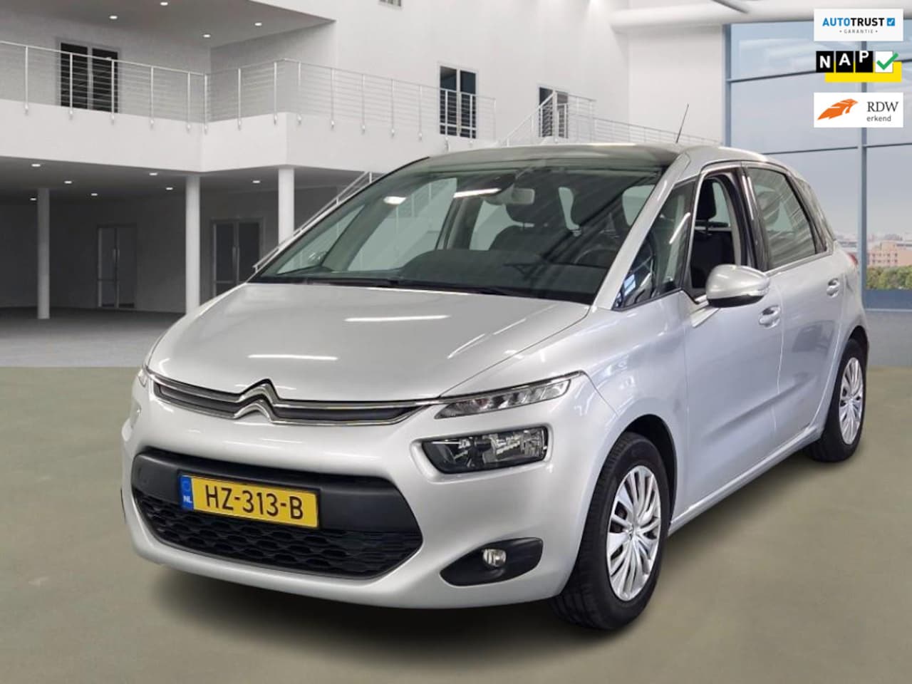 Citroën C4 Picasso - 1.2 PureTech Selection / NL PRIJS 4501 / Auto rijdt prima - AutoWereld.nl