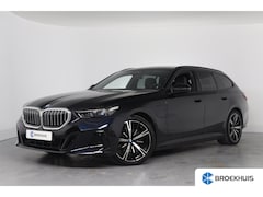 BMW 5-serie Touring - 530e M Sport Edition | Harman/Kardon | Panoramadak | Memoryzetels | Luchtvering | LED | Sf