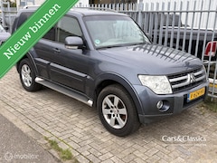 Mitsubishi Pajero - 3.2 DI-D Invite - Grijs kenteken