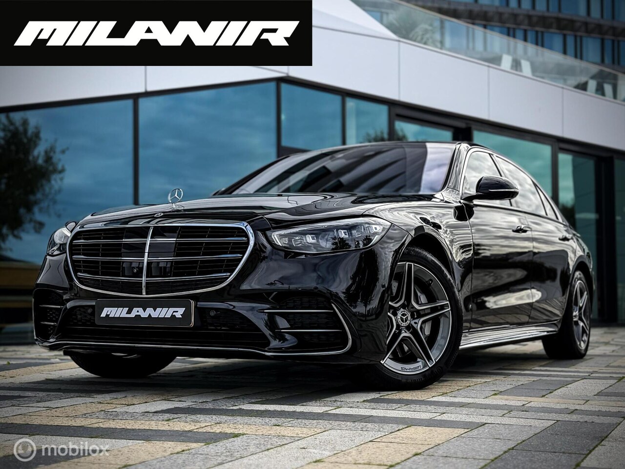Mercedes-Benz S-klasse - 580 e 4MATIC Lang AMG Line|chauffeurspakket|pano|tv schermen|drive pilot - AutoWereld.nl