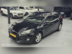 Ford Focus - 1.6 TDCI ECOnetic Lease Titanium Bj 2013