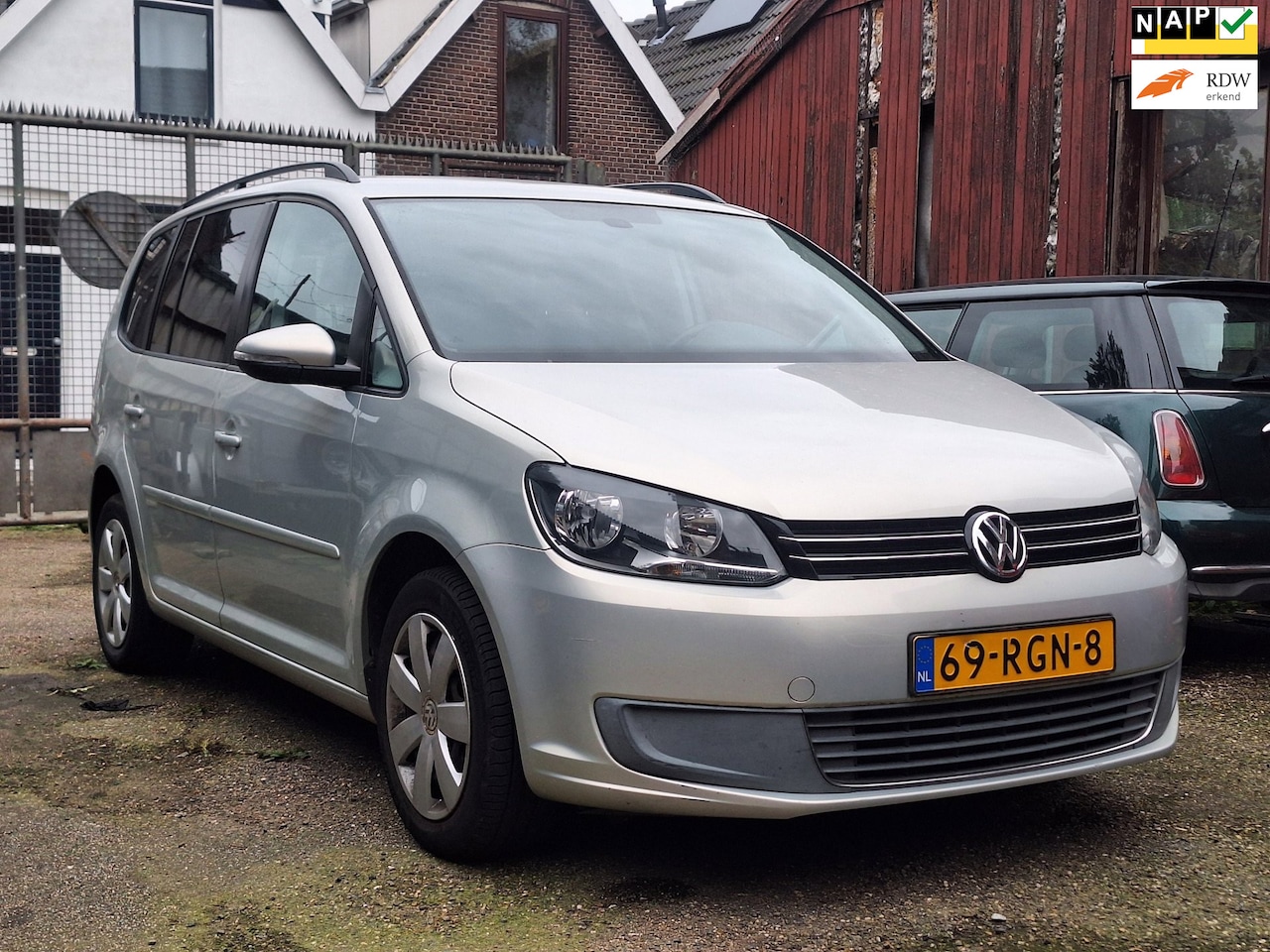 Volkswagen Touran - € 5950,- 1.2 TSI Comfortline BlueMotion 105 Pk E5 Nap - AutoWereld.nl