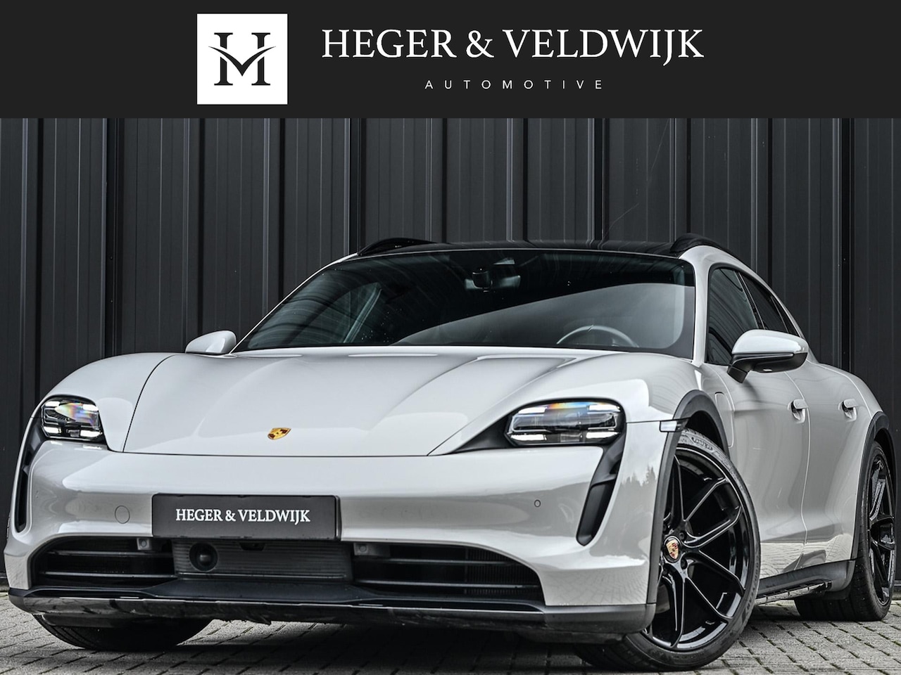 Porsche Taycan Cross Turismo - 4 93 kWh | Panoramadak | Bose sound | Adaptive Cruise Control | Camera | Ambiance Interieu - AutoWereld.nl