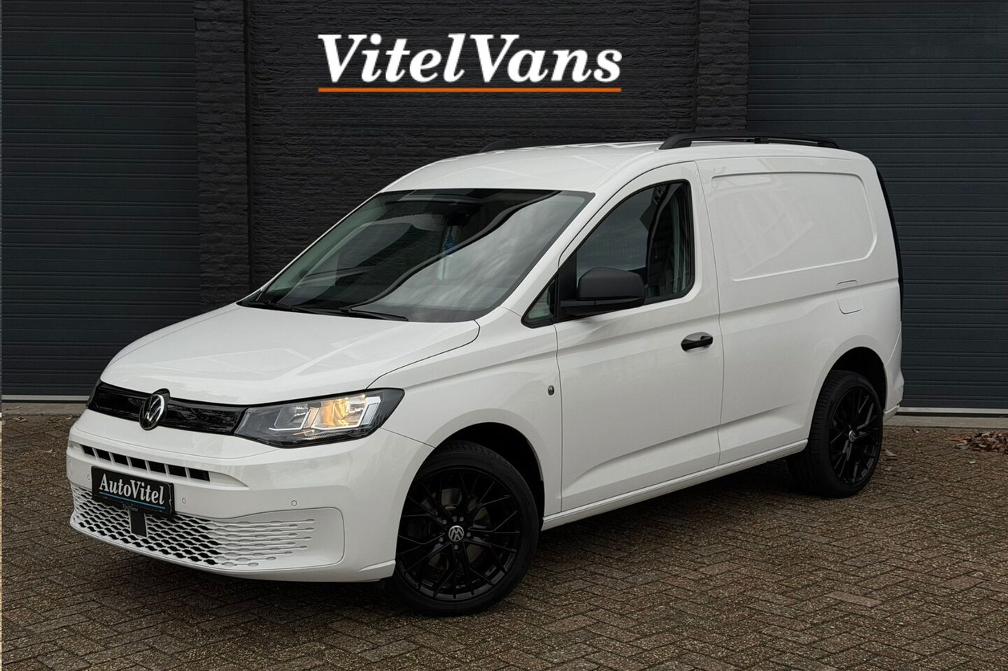 Volkswagen Caddy Cargo - 1.5 TSI | Stoelverwarming | App-Connect | Cruise Control | 18 inch - AutoWereld.nl