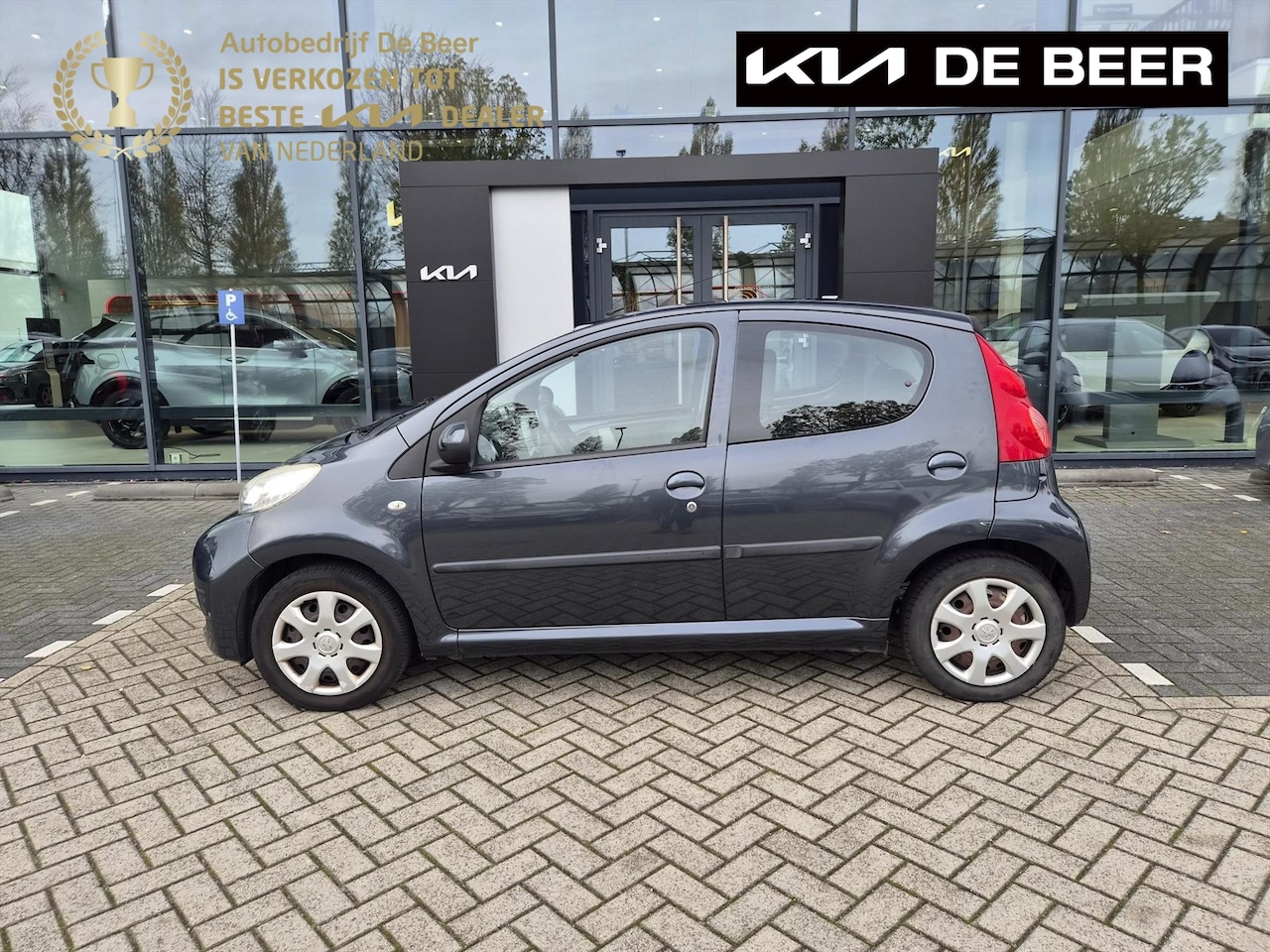 Peugeot 107 - 1.0 12V 68PK 5D XS Airco - AutoWereld.nl