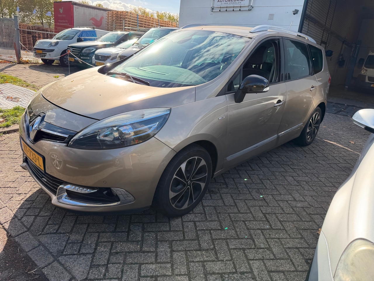 Renault Grand Scénic - 1.2 TCe Bose 7p. Export prijs - AutoWereld.nl