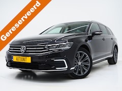 Volkswagen Passat Variant - 1.4 TSI PHEV GTE | Panoramadak | Leder | Trekhaak | Massage | HUD | Keyless | Adaptive Cru