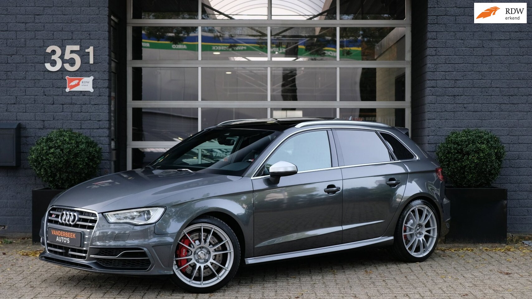 Audi S3 - Sportback 2.0 TFSI quattro Pro Line Plus|OZ|RS3|Downpipe|Fmic - AutoWereld.nl