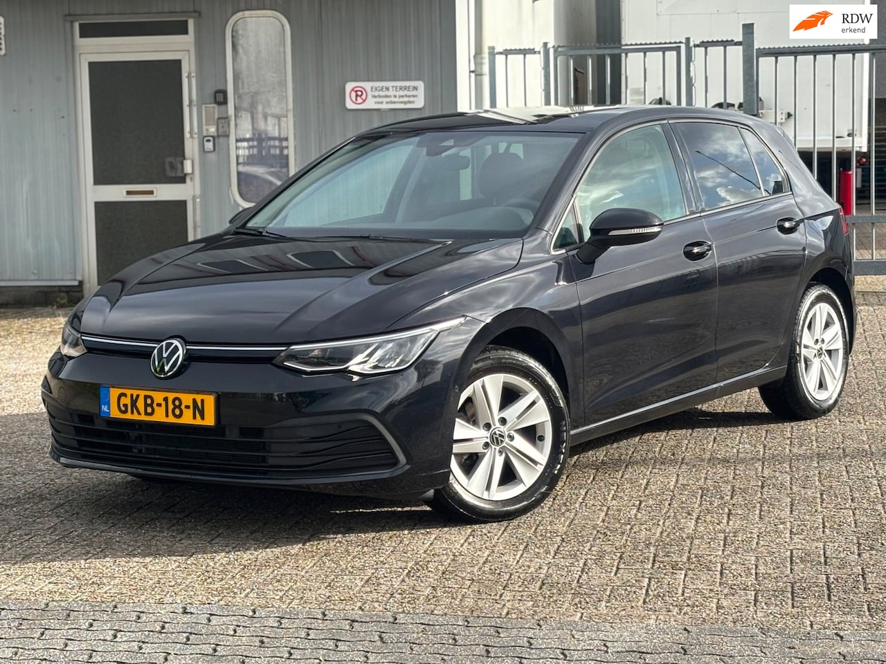 Volkswagen Golf - 1.5 eTSI Life Business 1.5 eTSI Life Business, Navi, Stoelvw, Apk, Airco, Sfeer,Elek pkt - AutoWereld.nl