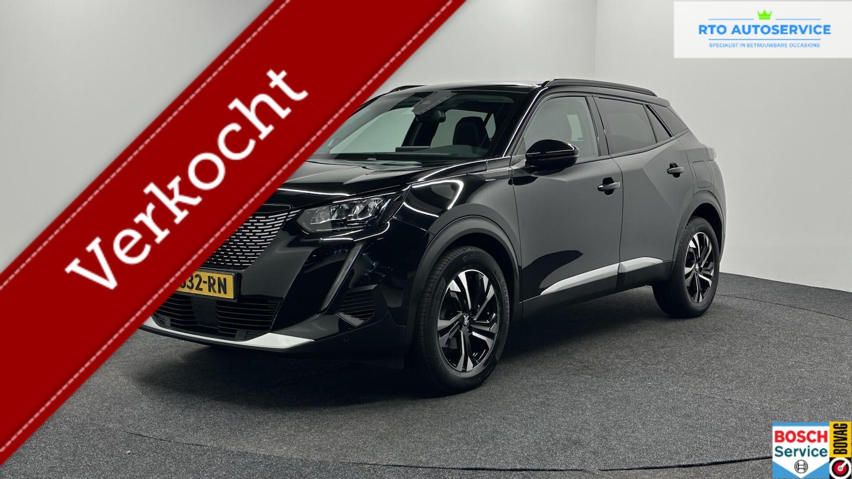 Peugeot 2008 - 1.2 PureTech Allure Pack TREKHAAK CAMERA ECC CRUISE LM NAVI CARPLAY. - AutoWereld.nl