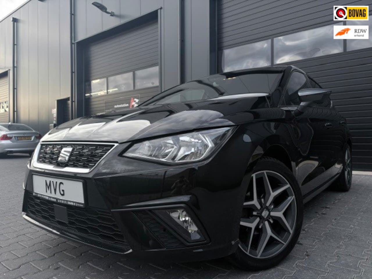 SEAT Ibiza - 1.0 TSI Excellence|Carplay|Cruise|Stoel verw|Clima|Keyless|PDC|Beats|17" velgen|Sfeerverli - AutoWereld.nl