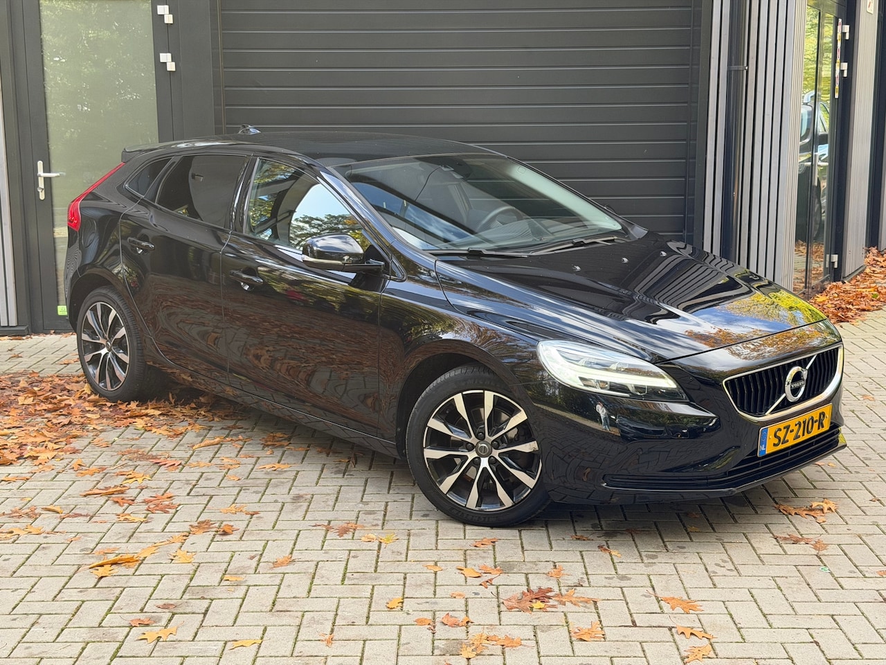 Volvo V40 - 2.0 T3 Dynamic Edition 2.0 T3 Dynamic Edition - AutoWereld.nl