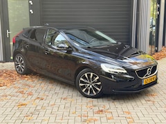 Volvo V40 - 2.0 T3 Dynamic Edition