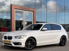 BMW 1-serie - 118i EDE Corporate Lease Essential | Cruise | Navi | LED | 18 Inch |