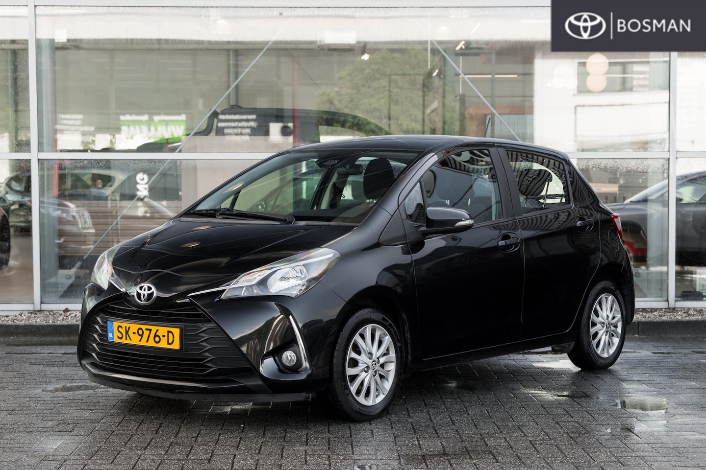 Toyota Yaris - 1.0 VVT-i Aspiration 1.0 VVT-i Aspiration - AutoWereld.nl