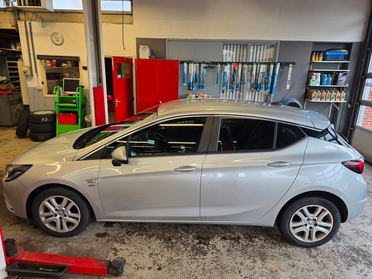 Opel Astra - 1.6 CDTI 120 Jaar Edition 1.6 CDTI 120 Jaar Edition - AutoWereld.nl