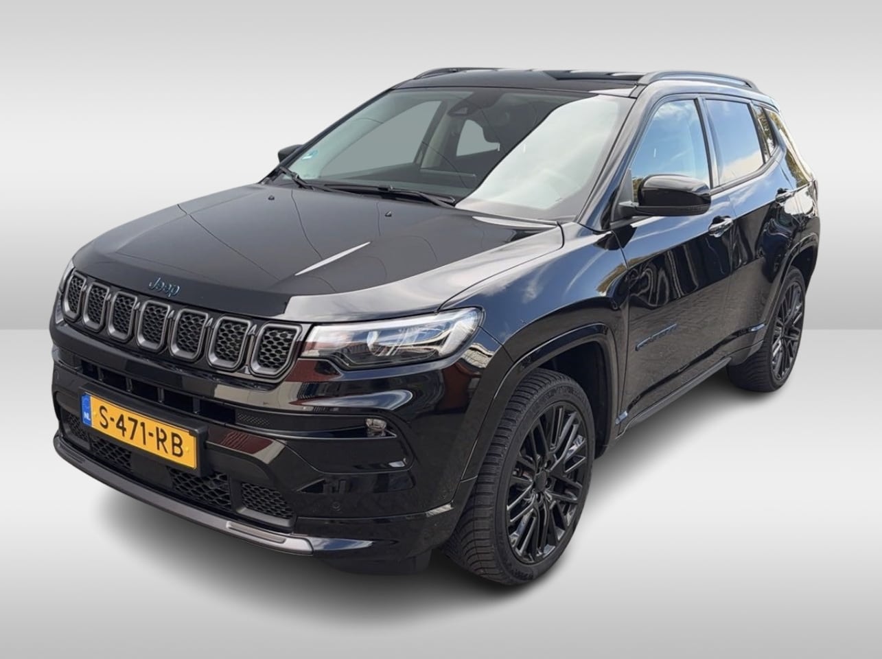 Jeep Compass - 4xe 240 Plug-in Hybrid Electric S / Camera / Leder / CarPlay / Keyless / 19'' / Stuur+Stoe - AutoWereld.nl