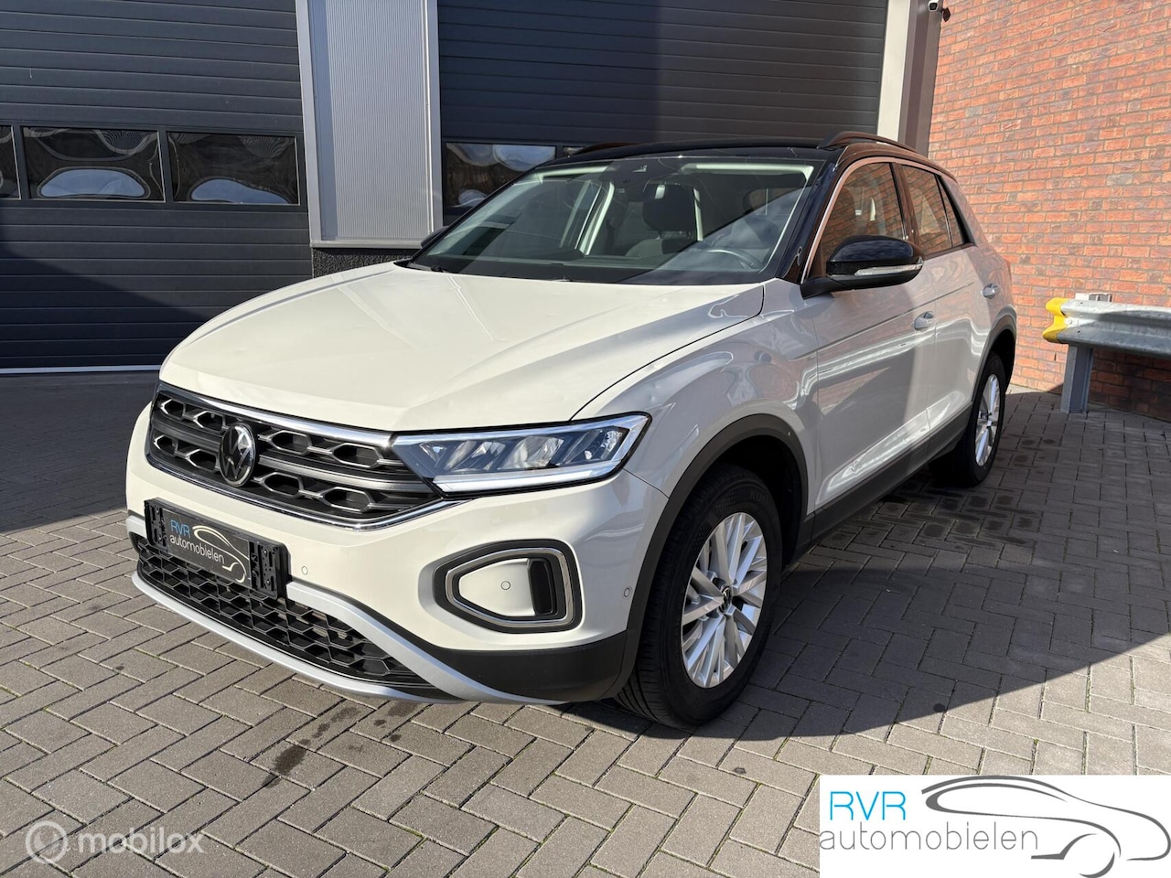 Volkswagen T-Roc - 1.5 TSI AUTOMAAT / LEES ADVERTENTIE!! - AutoWereld.nl